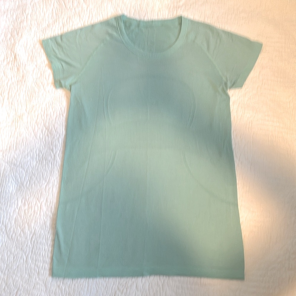 Lululemon fast and free top